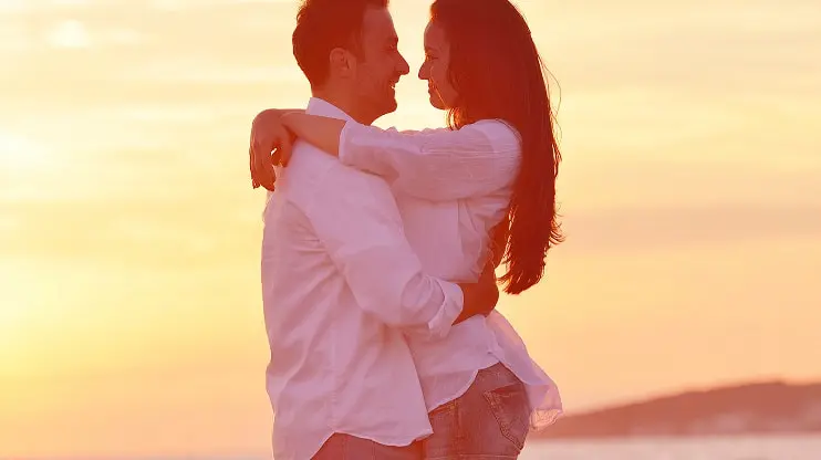 Find true love and mend relationships with the help of a love astrologer